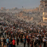 israil ordusunun gazzede insani yardim bekleyenleri hedef almasi sonucu 8 filistinli hayatini kaybetti ed5Sjuzv