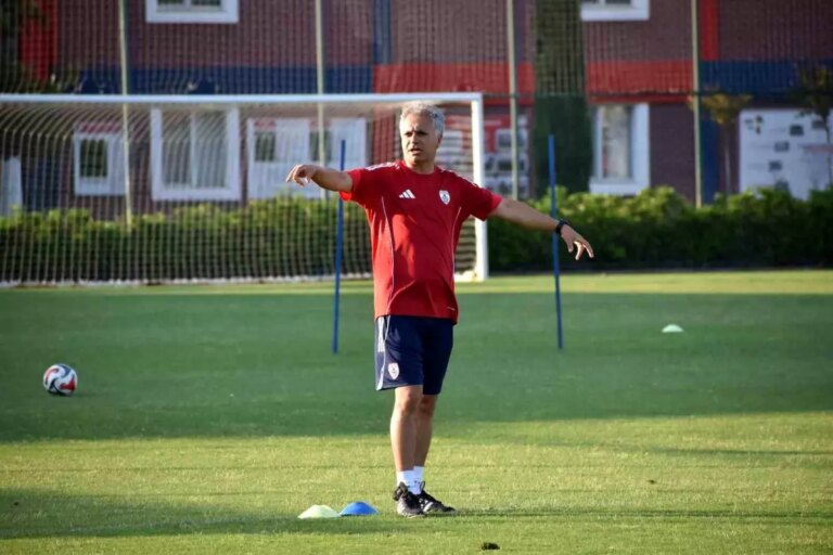 altinordu zorlu adana deplasmaninda OeF3BfmG