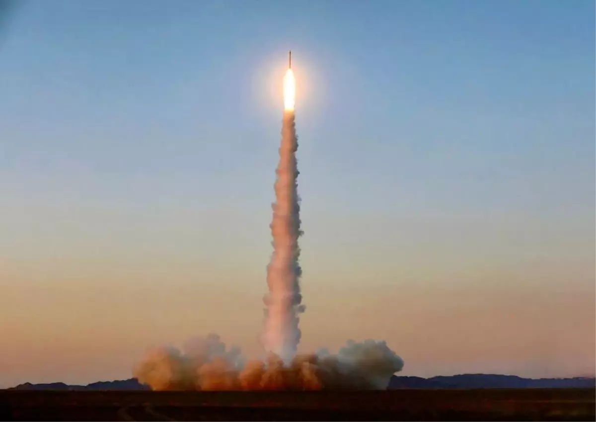 cin uzaya uydu grubu gonderdi BCyUW8OQ