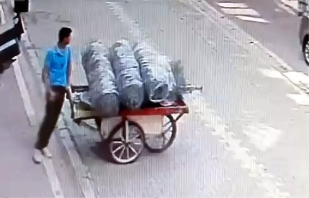 esenyurtta hirsizlik el arabasiyla caldi 9BRy5sVJ