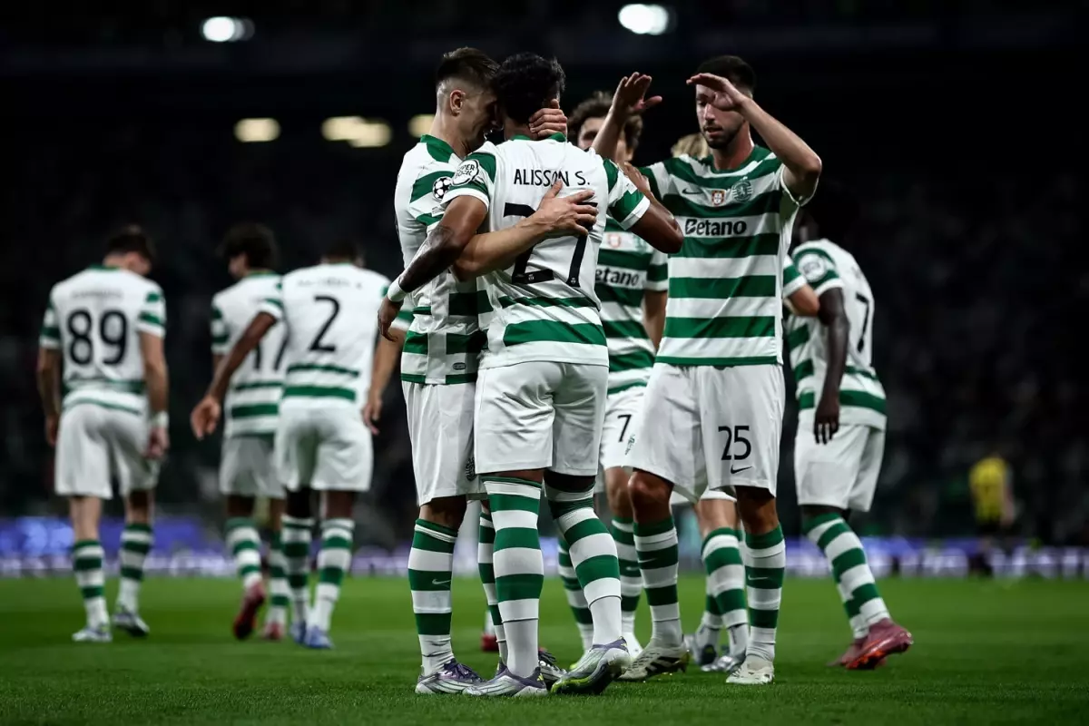 tarihinde ilk kez sampiyonlar ligine giden takima buyuk sok t6gHUrdk