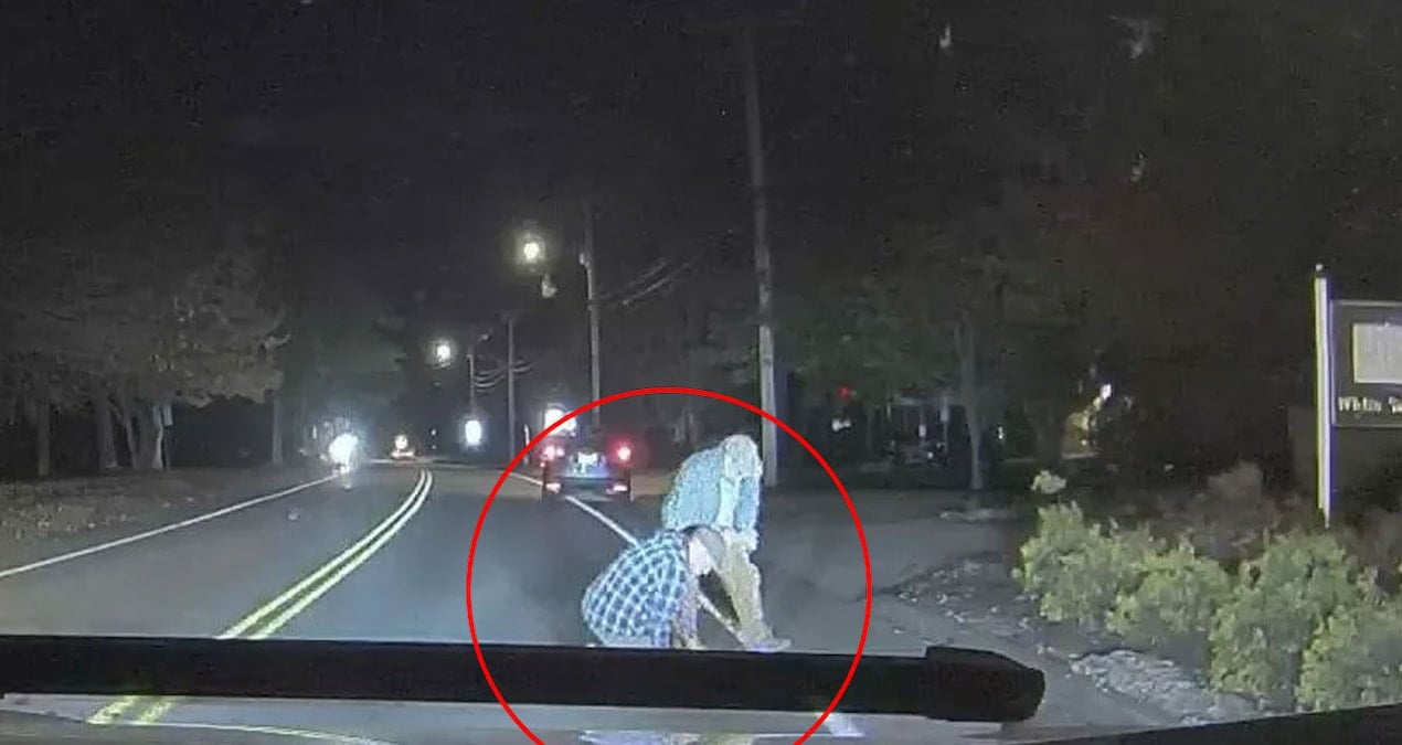 arabadan dusen 310 bin tlyi cebine atip kacti polis mahalleliye cagri yapti fJj5xtLm.jpg