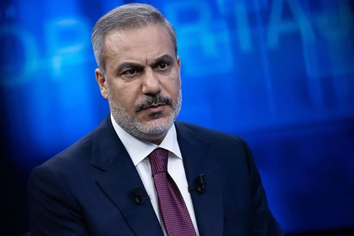 bakan fidan filistinde iki devletli cozum olursa fiili garantor olmaya haziriz NiKFIe1W.jpg