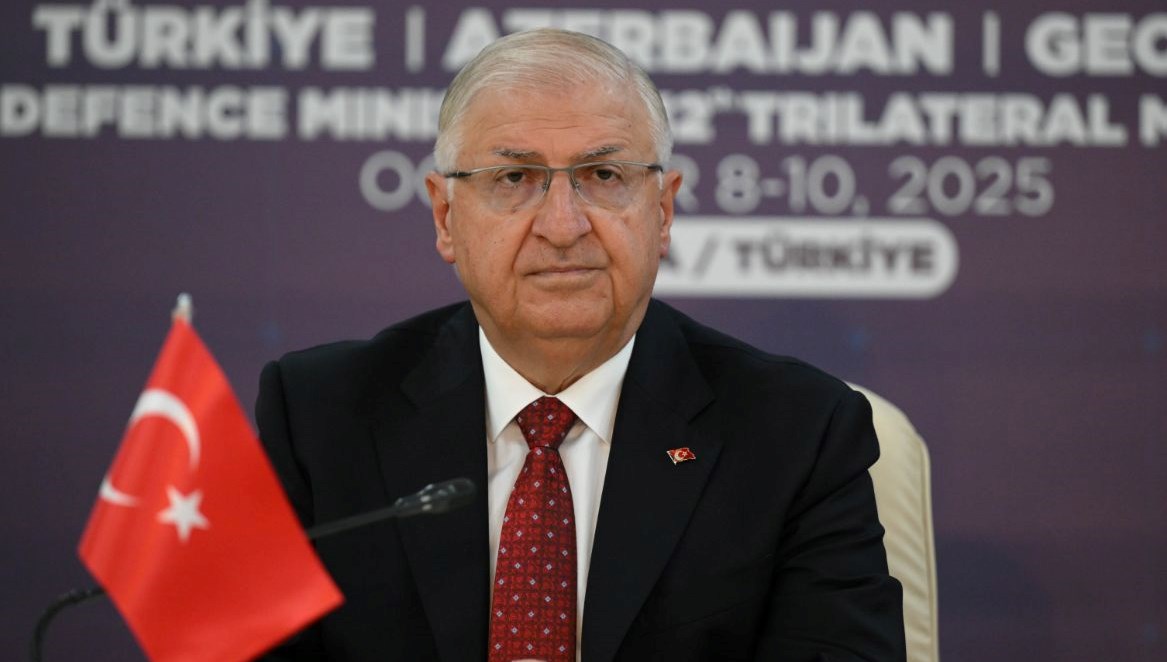 bakan gulerden sdg uyarisi pkk ve iltisakli tum gruplar silahlarini kosulsuz teslim etmeli YPEzEr6p