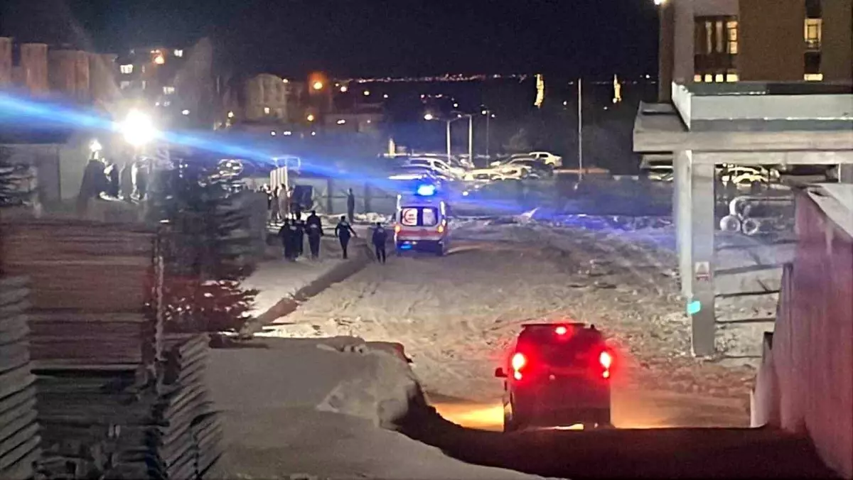 karamanda hastane insaatinda bicakli kavga 1 agiir yarali xAXLvXc2