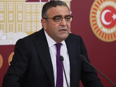 CHP’li Tanrıkulu’dan İktidara Sert Mesaj: “19 Mayıs’ta Eriyen Nesil ve Çalınan Gelecek”