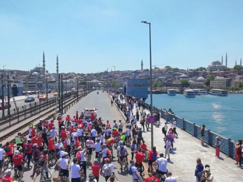 Sultanahmet’ten Dolmabahçe’ye Gençlik ve Spor Bayramı Bisiklet Turu