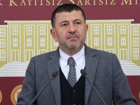 Veli Ağbaba’dan Para Transferi İddialarına Açıklık: “Algı Yaratanlar Hakkında Hukuki Süreç Başlatacağım”